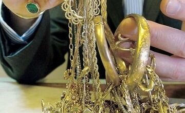 سرقت نیم کیلو طلا از طلافروشی در بازار تهران