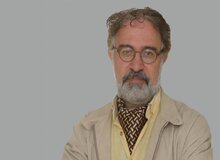 استاد دانشگاه تهران: سیاست "از این ستون به آن ستون" در برابر آژانس هسته ای، هوشمندانه است