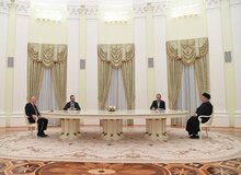 واکنش خبرگزاری وابسته به سازمان تبلیغات اسلامی درباره «میز بزرگ» کاخ کرملین/ استفاده از این میز بزرگ مسبوق به سابقه بود