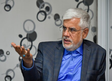 عارف: اهل قهر نیستم، کار داشتم به افطاری روحانی نرفتم!
