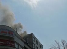 آتش سوزی دو طبقه از ساختمان اداری در خیابان طالقانی