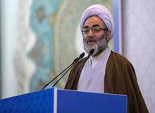 نماینده ولی فقیه در گیلان: فقر، گرانی، فساد، سیل و سلطه ظالمان، امتحان الهی است 