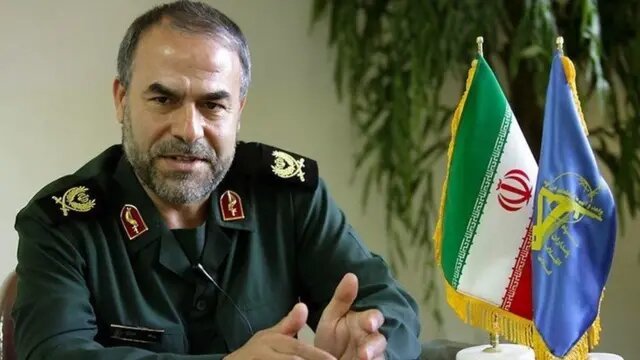 معاون سیاسی سپاه: تلاش آمریکا برای ایجاد اجماع بین‌المللی علیه جمهوری اسلامی برای مشروعیت‌بخشی به اقدام نظامی ، چیزی جز آب در هاون کوبیدن نیست