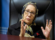 محرز: آمار مبتلایان امیکرون انقدر سریع بالا می‌رود که اعلام روزانه رنگ‌ها دردی را دوا نمی‌کند