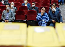 جزییات دعوای طبری و مشایخ در دادگاه/ مشایخ متهم ردیف دوم؛ گول ۵۰سال دوستی ام را با طبری خوردم / حجت السلام قاضی منصوری از ما پول و ملک می خواست/ در ۵ نوبت ۵ بسته که جمعاً ۵۰۰ هزار یورو بود به او دادیم، اما باز هم قانع نشد