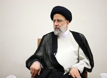 روزنامه اصولگرا :مگر چه اتفاق سخت و ترسناکی قرار است رخ دهد که دولتمردان می گویند؛  آبرویم را برای جراحی اقتصادی در دست گرفته ام؟