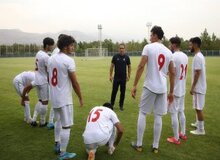 به دلیل بدهی به هتل؛ کارت ملی بازیکنان تیم فوتبال امید گرو نگه داشته شد!
