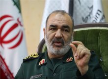 سردار سلامی گفت مسئولیت پروازهای مسافربری با سپاه نیست
