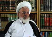 نماینده ولی فقیه در استان یزد: انقلاب اسلامی مورد تأیید خداوند و امام زمان است/ اگر دیر بجنبیم دشمن ما را تضعیف می کند/ شاه مامور بود که نگذارد مردم سمت اسلام بروند