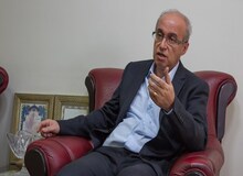 عضو کمیسیون بهداشت و درمان مجلس: شاید مجبور شویم واکسن ارزان بخریم!