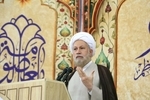 امام جمعه شیراز: دشمنان خواهند دید که در برابر فشارها و تهدیدها عقب‌نشینی نخواهیم کرد