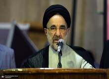  سید محمد خاتمی: دعایی چهره ای از خود، اسلام و انقلاب نشان داد که جامعه ما سخت نیازمند به آن است