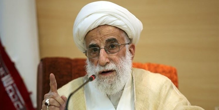 آیت‌الله جنتی: داوطلبان از امروز درست سخن بگویند/ رهنمودهای رهبری را قطعاً سرلوحه عمل خود قرار می دهیم