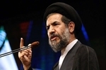 امام جمعه تهران قدرتهای نوظهور اغلب در آتش و خون تولد یافته‌اند/ هزینه دادیم اما در برابر تجاوز دو قدرت اتمی فرو نپاشیدیم