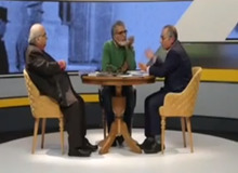 زیباکلام از خسرو معتضد عذرخواهی کرد/ من بیسوادم؛ باسوادها بگویند کجای کتابم درباره «رضا شاه» خلاف واقعیت است؟