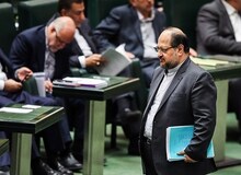 میرزایی نکو :مجلس در انتظار نظر روحانی درباره استعفاست/ خجسته رئیس فراکسیون مبارزه با مفاسد اقتصادی: نمایندگان مجلس  از رئیس‌جمهور خواسته‌اند تا استعفای وزیر صنعت و معدن را نپذیرد؛ او باید پاسخگوی تخلفات وزارتخانه اش باشد 