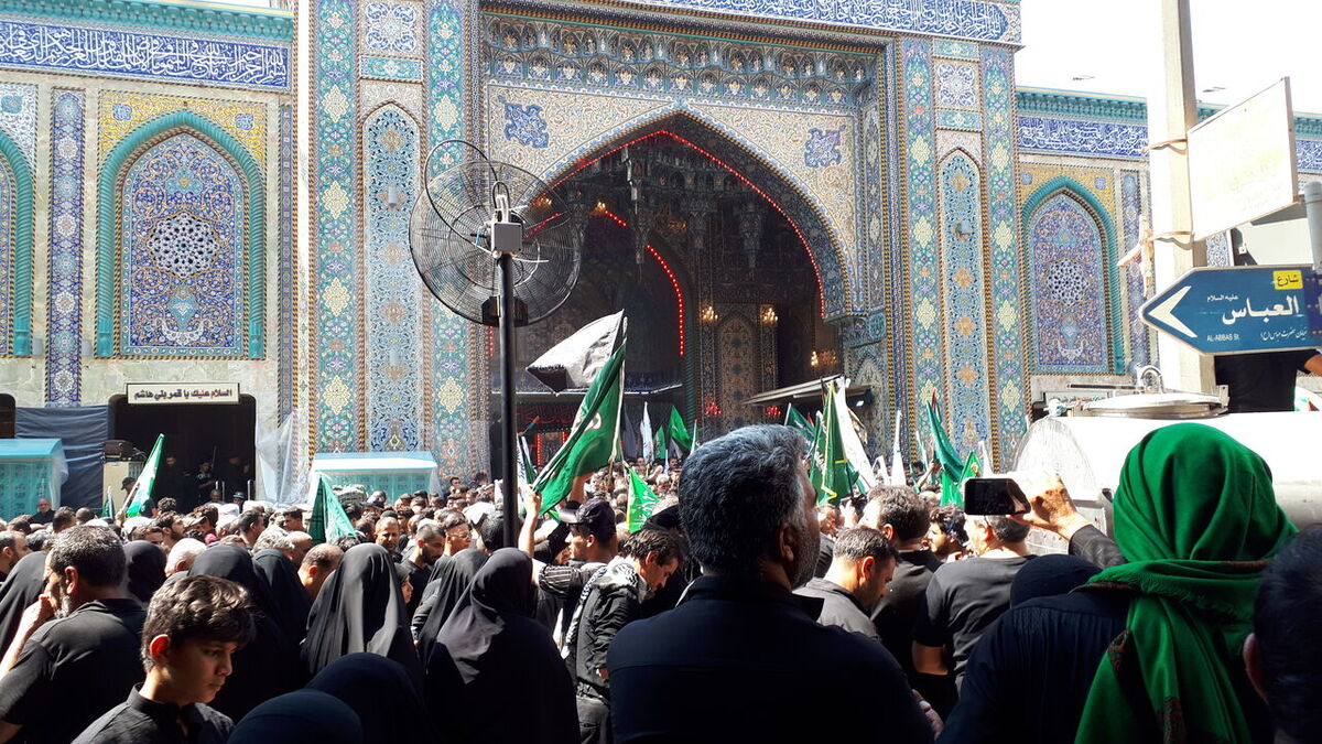 یک منبع در کنسولگری ایران در کربلا: تنها یک زائر ایرانی مجروح شده در حادثه کربلا در بیمارستان بستری است / چند مجروح دیگر سرپایی درمان و مرخص شدند
