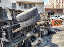 تصادف زنجیره‌ای امروز در بزرگراه یادگار امام؛ کامیونت با ۱۱ خودرو برخورد کرد
