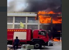 آتش‌سوزی مجتمعی تجاری در قشم / دود غلیظ بازار درگهان را فراگرفت