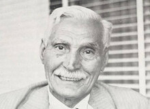 بزرگداشت جبار باغچه‌بان در جشن صد سالگی تئاتر کودک