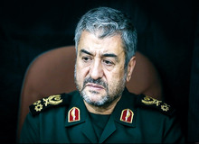 فرمانده سابق سپاه: فعالیت‌ آمران به معروف در متروی تئاترشهر متوقف نخواهد شد/ حسرت می‌خورم که نمی‌توانم در کف میدان همراه شما باشم