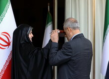 دختر پزشکیان بازهم پدر را از زیر قرآن رد کرد /و اینبار ورود به پاستور...