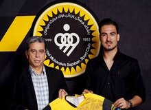 کسری طاهری: همیشه آرزو داشتم با لباس سپاهان بازی کنم