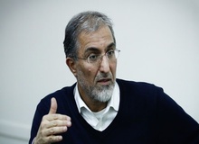 بیانیه تند انجمن اقتصاددانان علیه پیش بینی دلار 40 هزارتومانی از سوی حسین راغفر/ این تحلیل‌ها موهوم است
