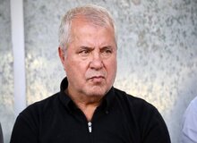پروین: سر سوزنی در کار پرسپولیس دخالت نکرده‌ام/ بازیکن پول می‌گیرد چرا من فحش بخورم