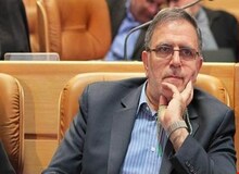 روزنامه شرق: تزریق ارز به بازار توسط مدیران بانک مرکزی کاملا قانونی و تحت اشراف وزارت اطلاعات صورت گرفته
