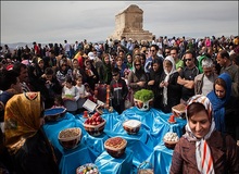 طواف کنندگان مزار کورش دستگیر شدند