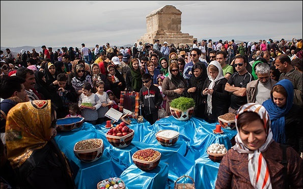 طواف کنندگان مزار کورش دستگیر شدند
