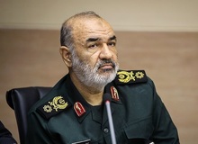 فرمانده سپاه:  دشمنان در فضای مجازی دارند عملیات انجام می دهند/ مشکلات اقتصادی  در همه کشورها وجود دارد و مختص به ایران نیست/ در خیابان‌های لوس آنجلس و لندن، شب‌خواب هایی را می‌بینیم که یک شب هم در تهران آن‌ها را نخواهیم دید