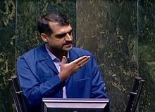 منان رئیسی:  آقای رئیس جمهور! چرا مجلس را بی‌حیثیت می‌کنید؟ چرا مجلس را دور می‌زنید؟