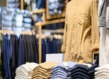 تورم پوشاک بالاتر از میانگین اقتصاد؛ گرانی لباس شتاب گرفت
