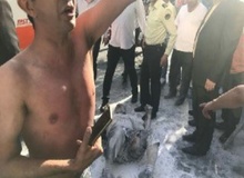 واکنش‌ها به خودسوزی مقابل شهرداری تهران/ از دستور شهردار تهران تا انتقاد عضو شورا از انتشار فیلم/ خداکرمی:  فردی که تهدید و یا اقدام به خودکشی می‌کند به روانپزشک نیاز دارد
