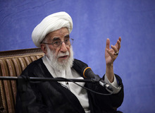 آیت‌الله جنتی: انتظار تلاش مضاعف از مسئولان، برای حل مشکلات مردم را داریم
