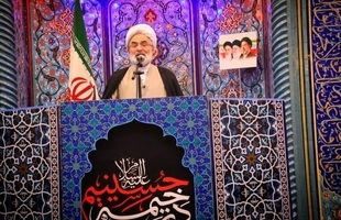 امام جمعه رشت: مذاکره کردن در حین جنگ بی معنی است، تنگه هرمز را باز کردیم ولی آمریکا به تعهداتش عمل نکرد/مسلمانان جهان، آماده انتقام از ترامپ و نتانیاهو هستند