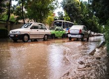 بارش شدید، رگبار و تگرگ در تهران و دیگر استان‌ها/ اخطاریه هواشناسی: سیل و آبگرفتگی معابر
