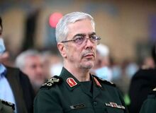 سرلشکر باقری، رئیس ستاد کل نیروهای مسلح: سلاح‌های‌ جدیدی که ایران به آن دسترسی پیدا کرده، در حال‌ نصب روی تجهیزات دریایی ا‌ست