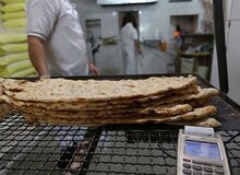 فروش نان شرطی شد
