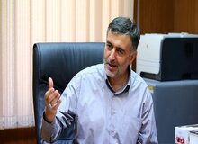 عبدالله گنجی، مشاور زاکانی: «سیم کارت سفید» قابل دفاع است اما توزیع وسیع‌تر بی‌دلیل انجام شده است