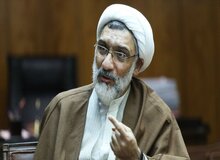 مصطفی پورمحمدی: بخشی از جامعه ایران، سکولار و لیبرال است؛ نباید تعامل داشته باشیم؟