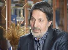 روزنامه جوان خطاب به «عمادالدین باقی»: حالا فهمیدی مخالفت با غرب چه هزینه‌ای دارد؟

