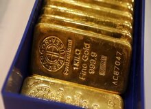 پیش‌بینی قیمت طلا و سکه در سال ۱۴۰۳ / قیمت فلزات گران‌بها افزایش می‌یابد؟
