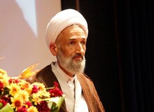 امام جمعه ساری: دشمنان به جای فرزندآوری نگهداری از حیوانات نجس العین را ترویج می کنند/سگ و گربه از کی تا حالا دام شدند، چرا برای آنها کلینیک ایجاد می کنید؟! 