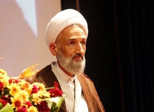 امام جمعه ساری: دشمنان به جای فرزندآوری نگهداری از حیوانات نجس العین را ترویج می کنند/سگ و گربه از کی تا حالا دام شدند، چرا برای آنها کلینیک ایجاد می کنید؟! 