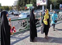 ارگان مطبوعاتی شهرداری تهران: ممکن نیست مردی با دیدن زن بی‌حجاب لذت نبرد!
