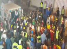 اولین فیلم از نجات یک شهروند آبادانی که زنده از زیر آوار متروپل آبادان خارج شد