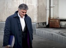 حضور فرزین در جلسه امروز هیئت دولت پس از رکوردشکنی قیمت طلا و ارز + عکس